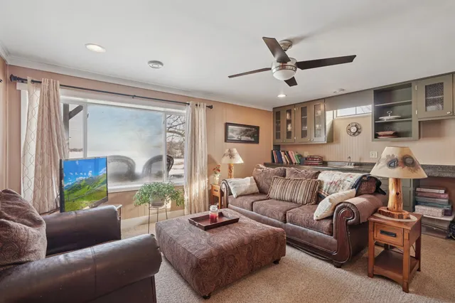 $465,000 | 5369 County Road 6 Southwest, Howard Lake, MN 55349