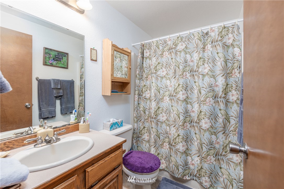9448 Autumn Line Loop Southeast Olympia, WA 98513 - Photo 14 of 26 Gallery Image 14