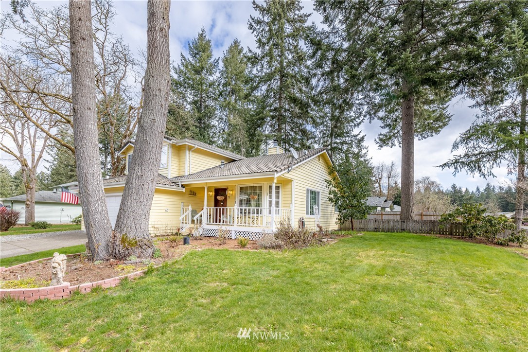 9448 Autumn Line Loop Southeast Olympia, WA 98513 - Photo 3 of 26 Gallery Image 3
