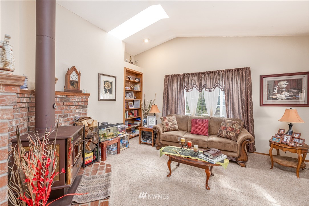9448 Autumn Line Loop Southeast Olympia, WA 98513 - Photo 7 of 26 Gallery Image 7