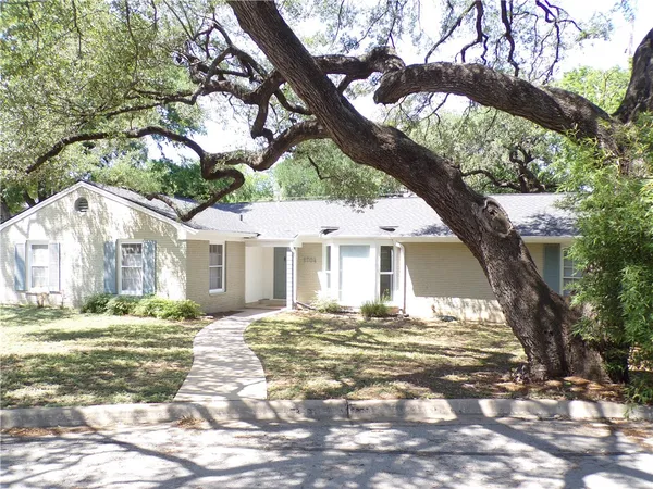 $3,200 | 1704 Emilie Lane, Austin, TX 78731