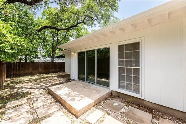 $3,200 | 1704 Emilie Lane, Austin, TX 78731