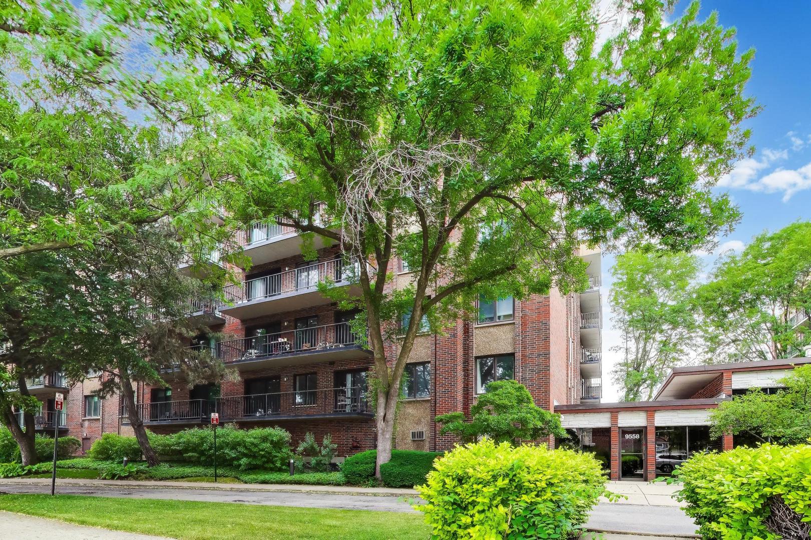 9558 Gross Point Road, Unit A605 Skokie, IL 60076 - Photo 1 of 24
