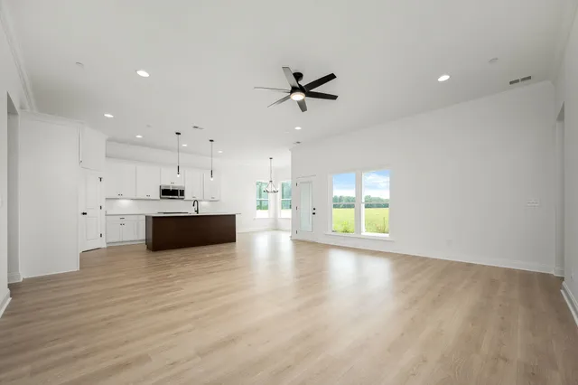 $459,900 | 3317 Stonehorn Drive, Bell Buckle, TN 37020