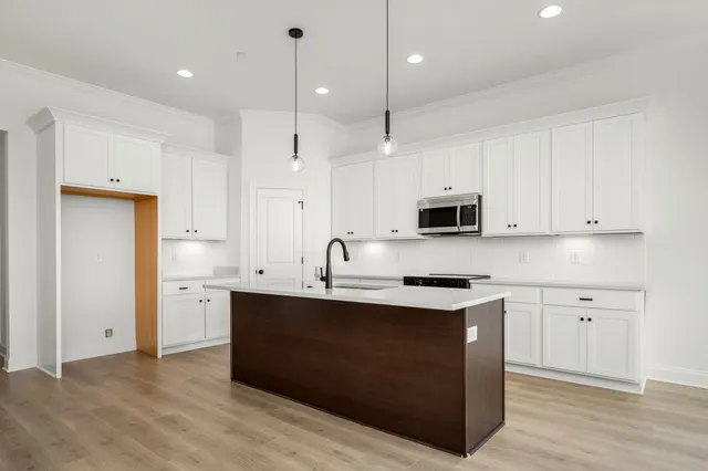 $459,900 | 3317 Stonehorn Drive, Bell Buckle, TN 37020