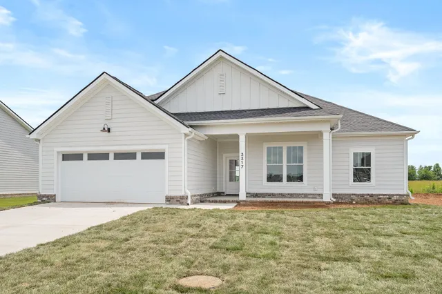 $459,900 | 3317 Stonehorn Drive, Bell Buckle, TN 37020