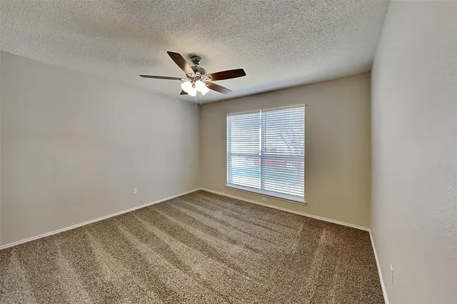 $2,350 | 310 Montana Drive, Arlington, TX 76002