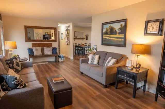 $205,000 | 304 Lumar Drive, Pearl City, IL 61062