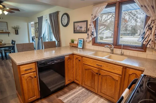 $205,000 | 304 Lumar Drive, Pearl City, IL 61062