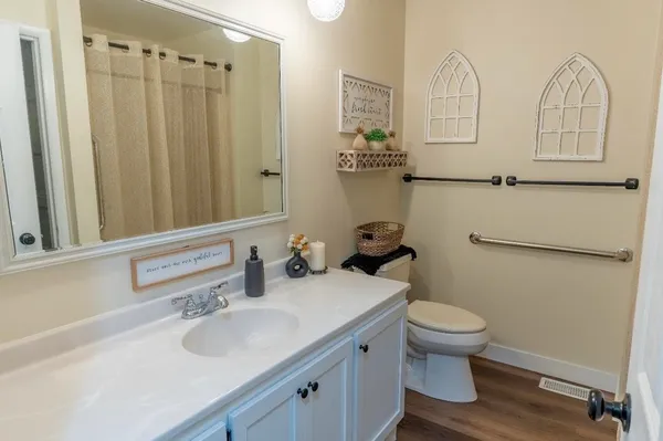 $205,000 | 304 Lumar Drive, Pearl City, IL 61062