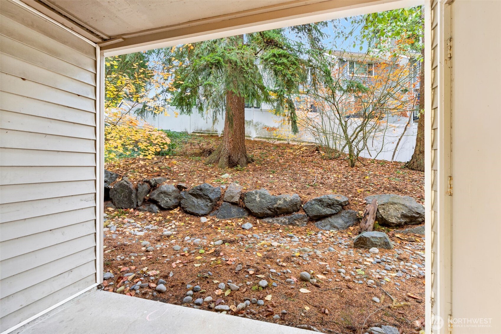 11527 Highway 99, Unit C106 Everett, WA 98204 - Photo 19 of 21 a view of sky from window