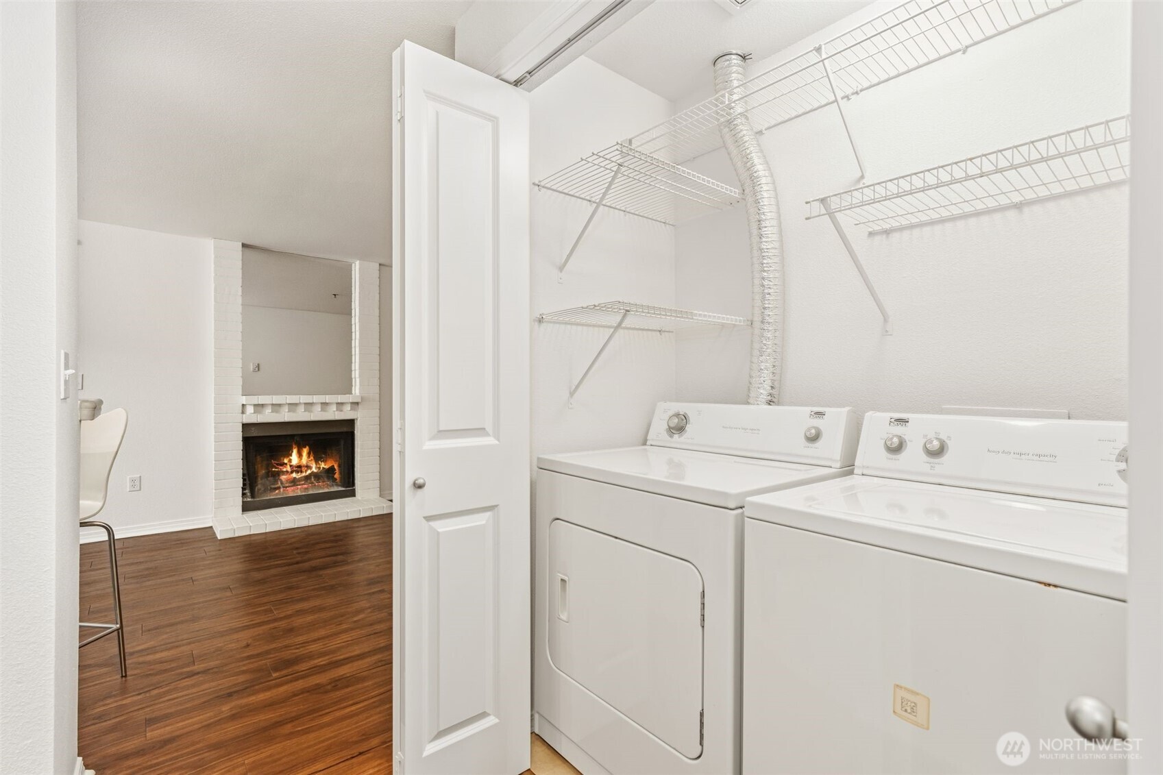 11527 Highway 99, Unit C106 Everett, WA 98204 - Photo 9 of 21 a utility room with dryer and washer