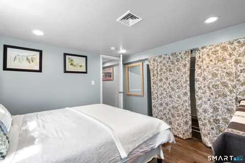 $2,300 | 111 Judd Street, Fairfield, CT 06824