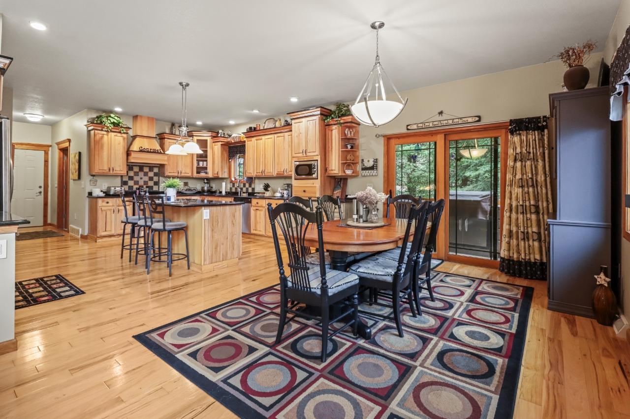 6529 Garrett's Trail Rhinelander, WI 54501 - Photo 12 of 48 Gallery Image 12