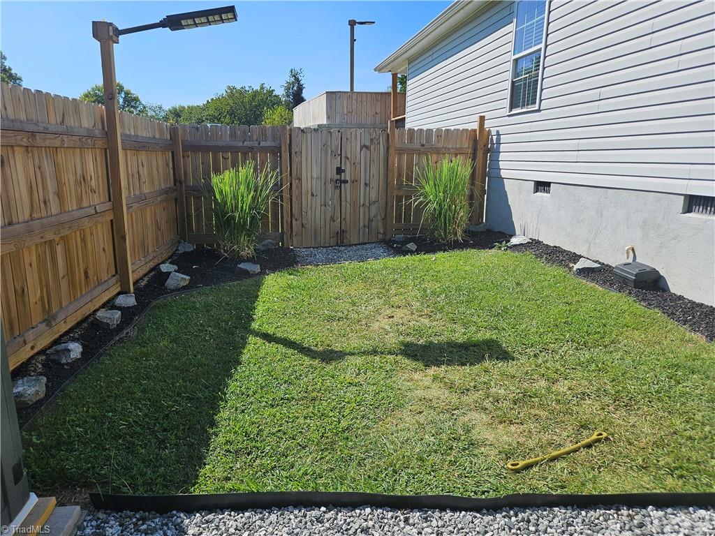 505 Kent Court High Point, NC 27260 - Photo 20 of 31