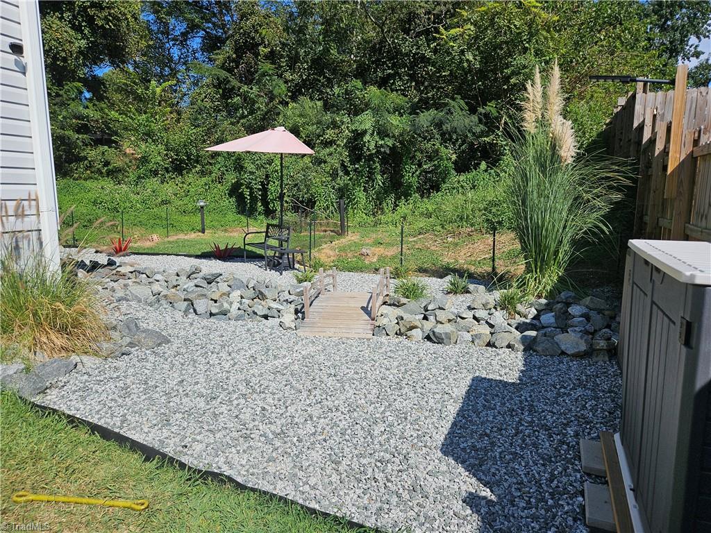 505 Kent Court High Point, NC 27260 - Photo 25 of 31