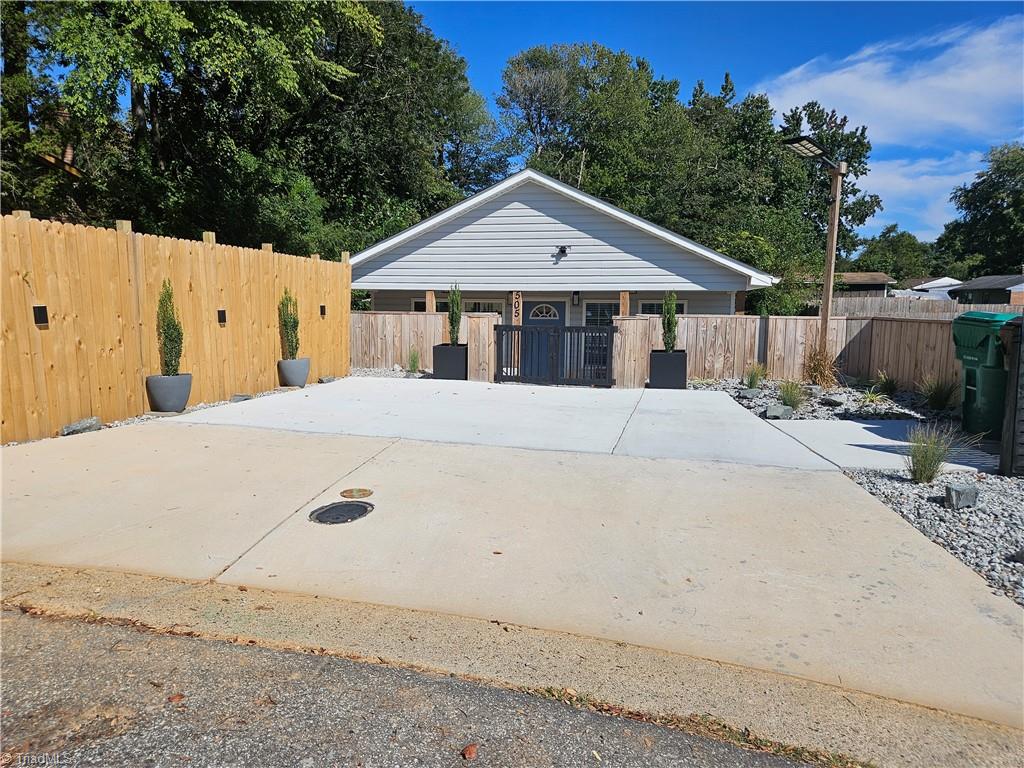 505 Kent Court High Point, NC 27260 - Photo 27 of 31