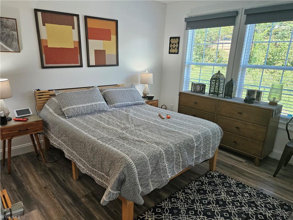 505 Kent Court High Point, NC 27260 - Photo 6 of 31