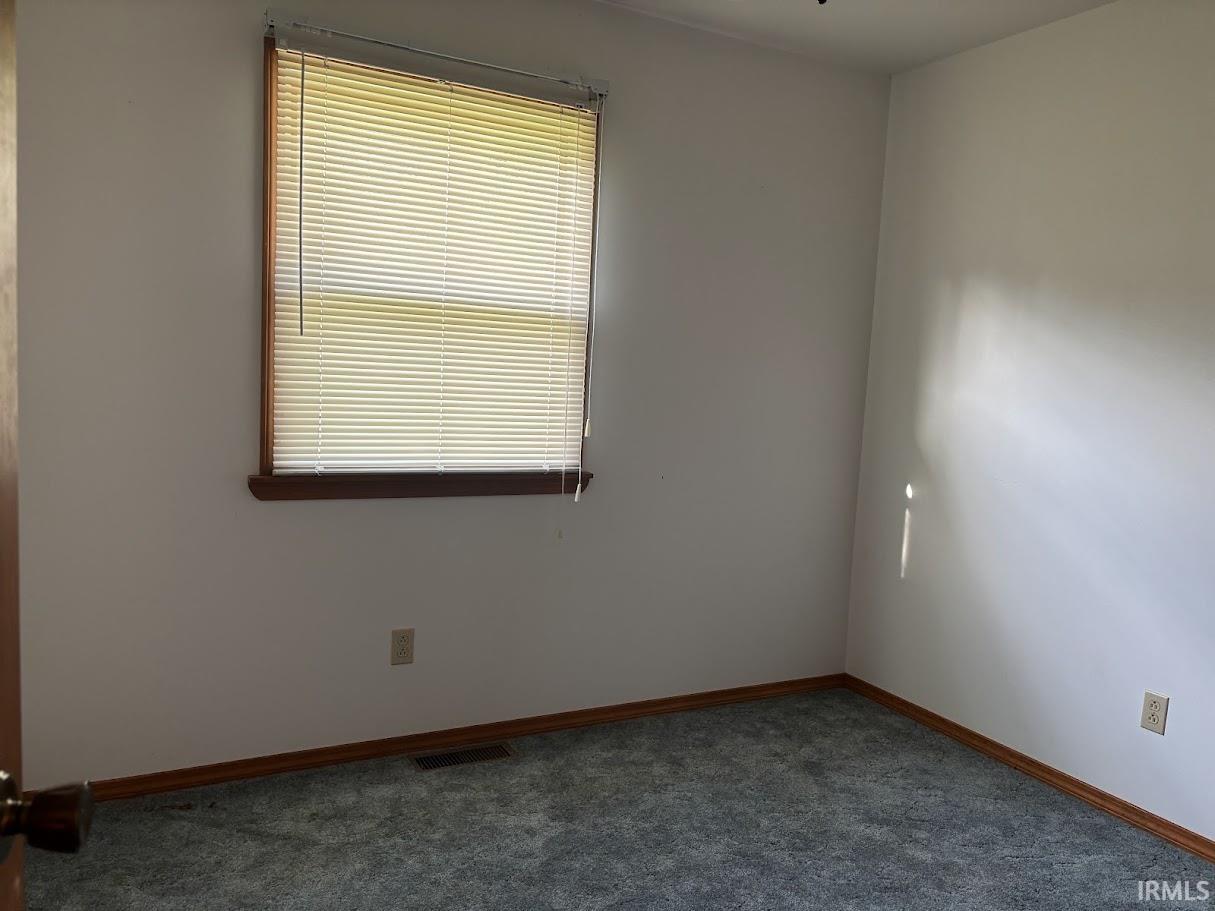 16 Kelly Drive Washington, IN 47501 - Photo 14 of 20
