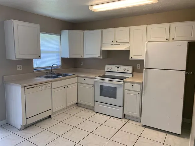 $1,400 | 777 Lucaya Drive, Kissimmee, FL 34758
