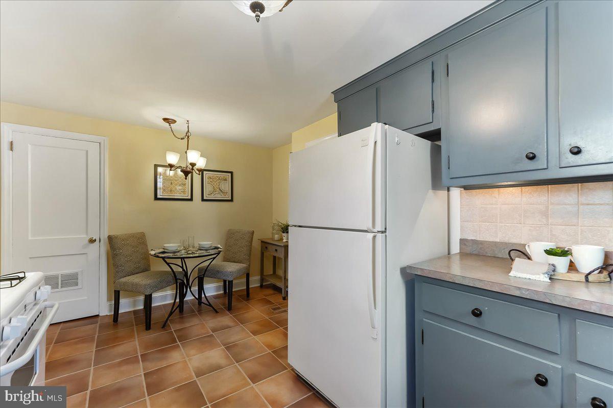 951 Radnor Road Wayne, PA 19087 - Photo 10 of 31