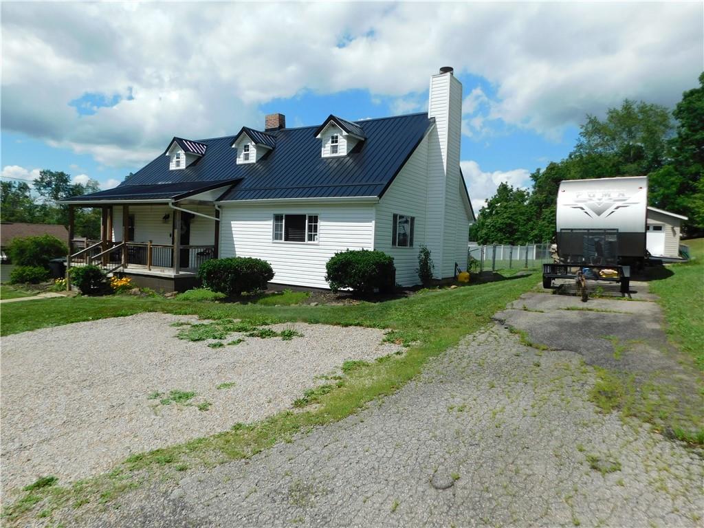 39 May Street Fairchance, PA 15436 - Photo 2 of 22