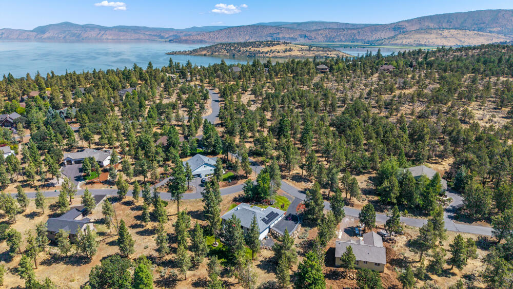10046 Dowitcher Road Klamath Falls, OR 97601 - Photo 70 of 73 10046DowitcherRd-73