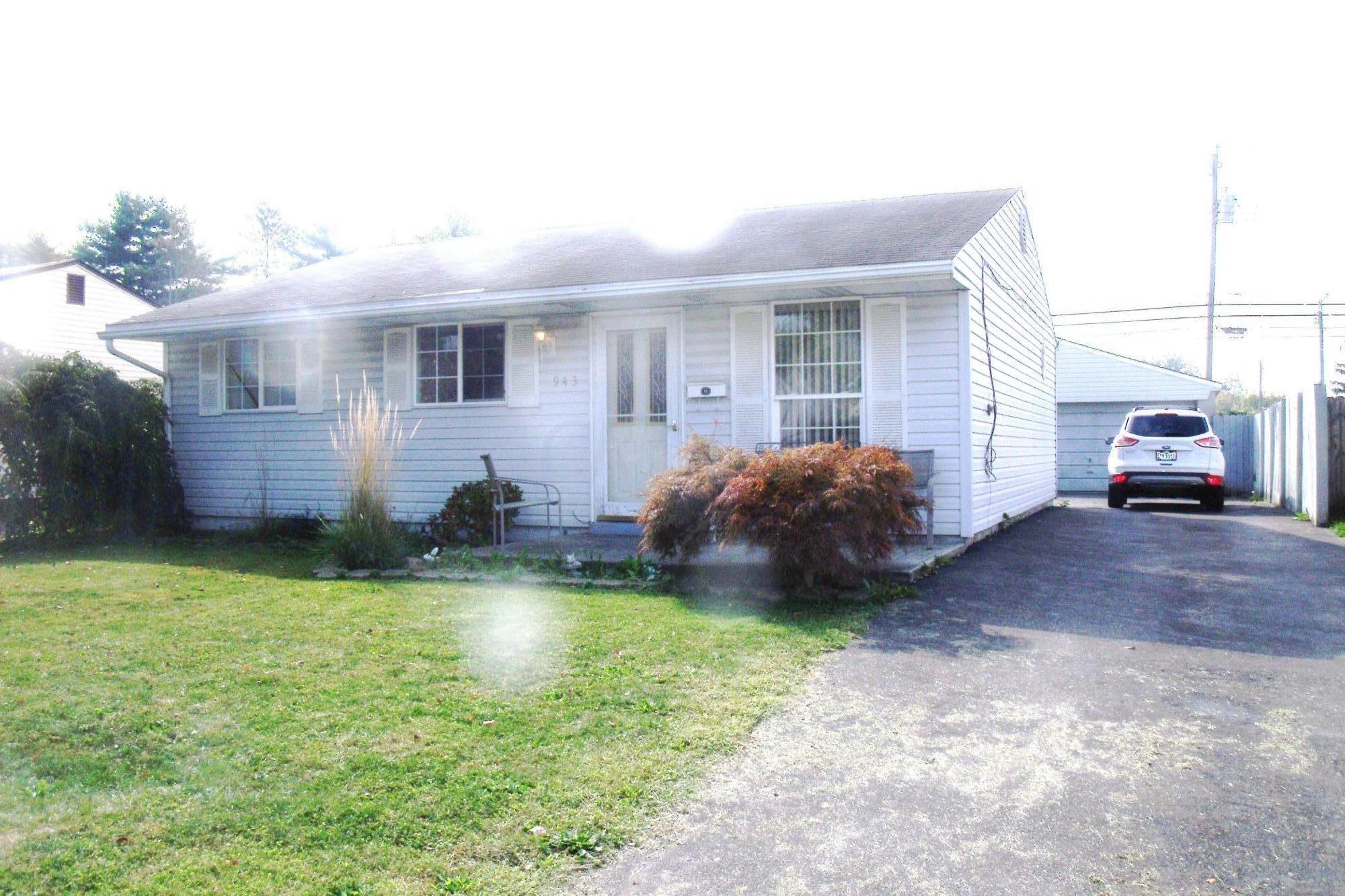 943 Bruckner Road Columbus, OH 43207 - Photo 1 of 7 Gallery Image 1