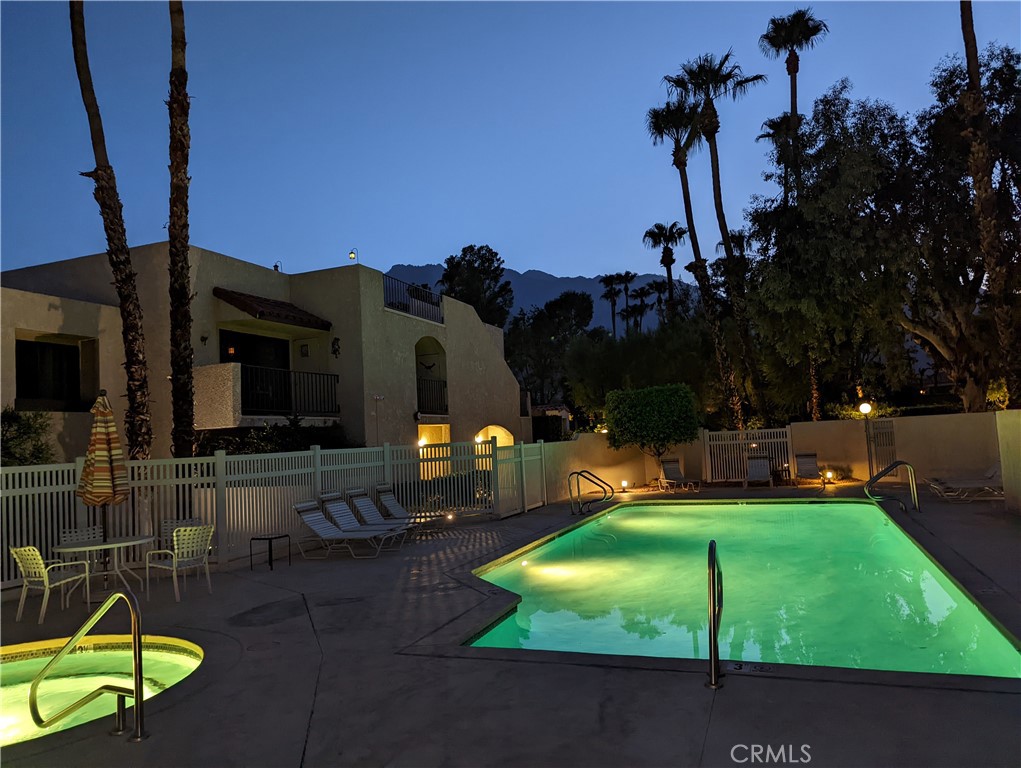 200 East Racquet Club Road, Unit 13 Palm Springs, CA 92262 - Photo 17 of 19