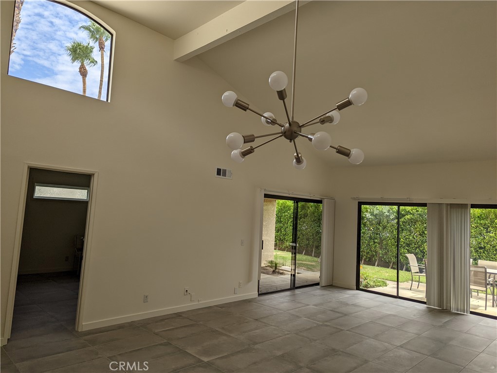 200 East Racquet Club Road, Unit 13 Palm Springs, CA 92262 - Photo 4 of 19