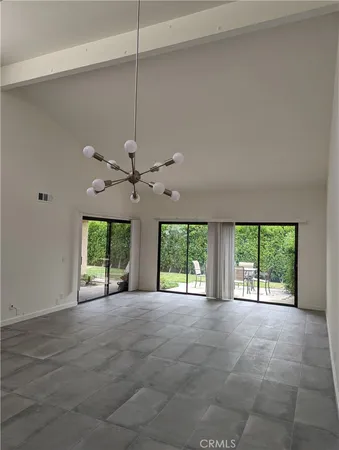 $3,375 | 200 East Racquet Club Road, Unit 13, Palm Springs, CA 92262