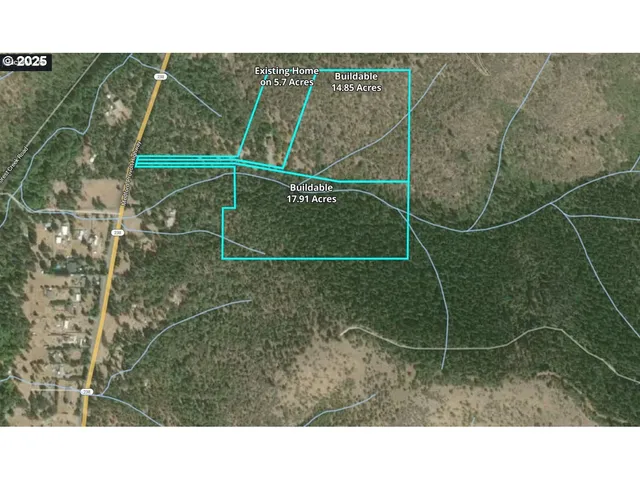 a picture of a bathroom