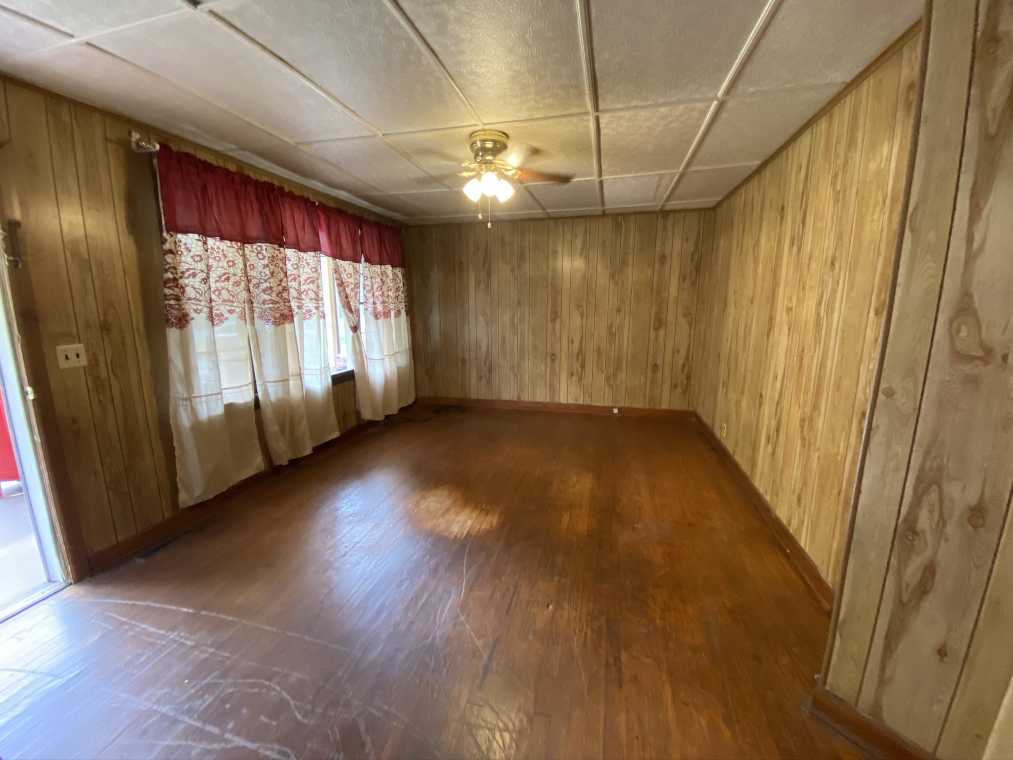 3155 Doe Run Road Rocky Mount, VA 24151 - Photo 4 of 30 Living Room