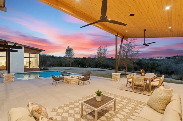 $3,300,000 | 1047 Overlook Parkway, Horseshoe Bay, TX 78657