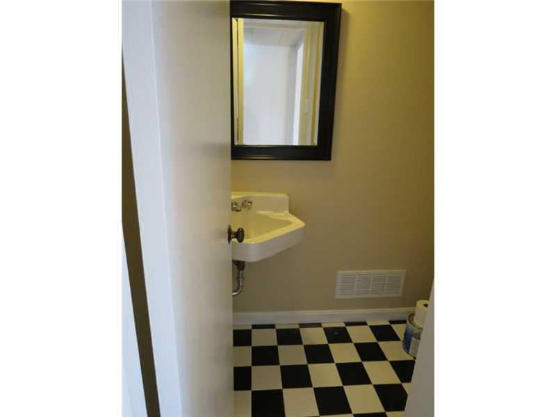 188 Boxfield Road Upper St. Clair, PA 15241 - Photo 14 of 18 Partial Bath.