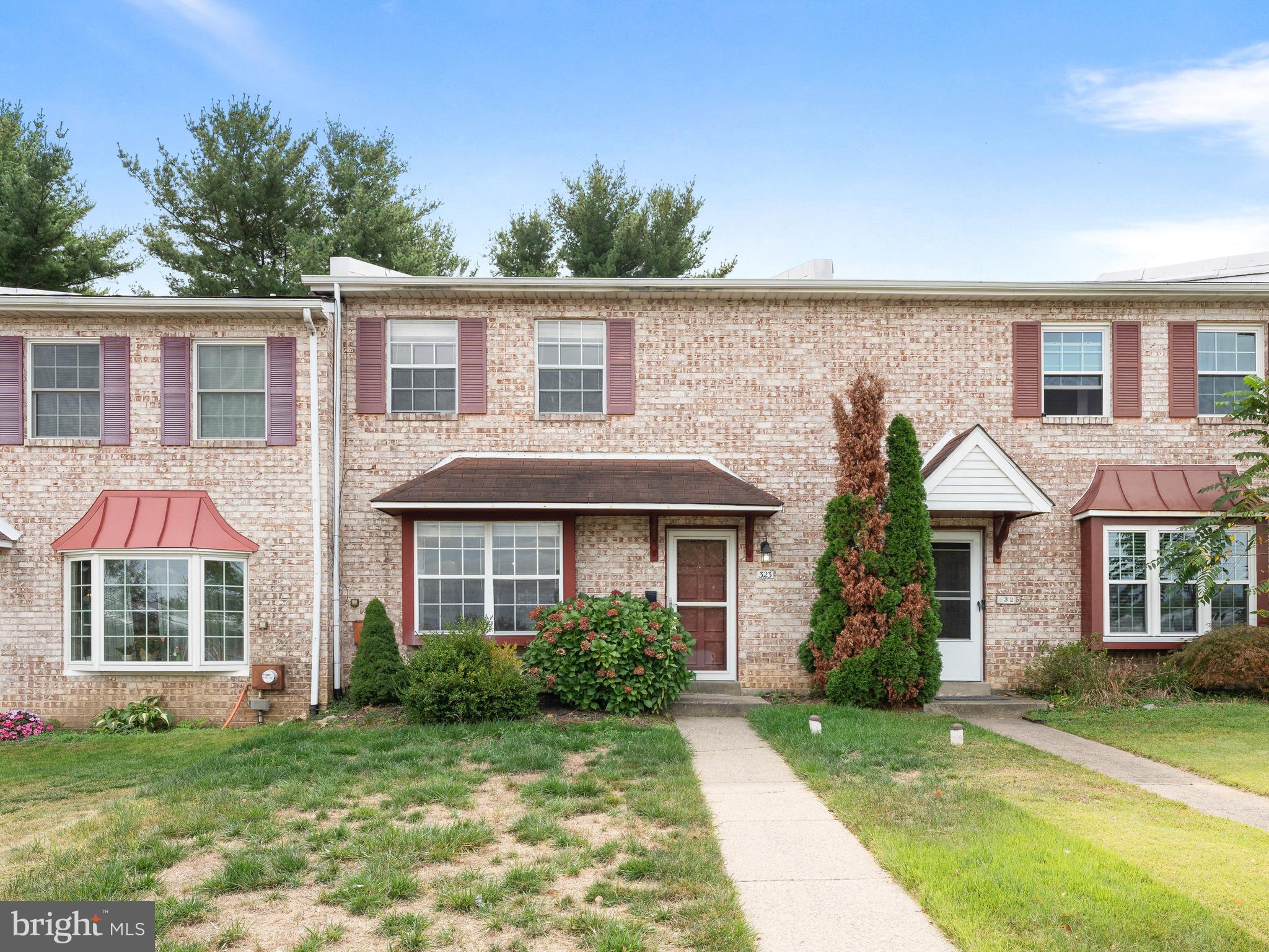 323 Gwynedd Court Exton, PA 19341 - Photo 2 of 34
