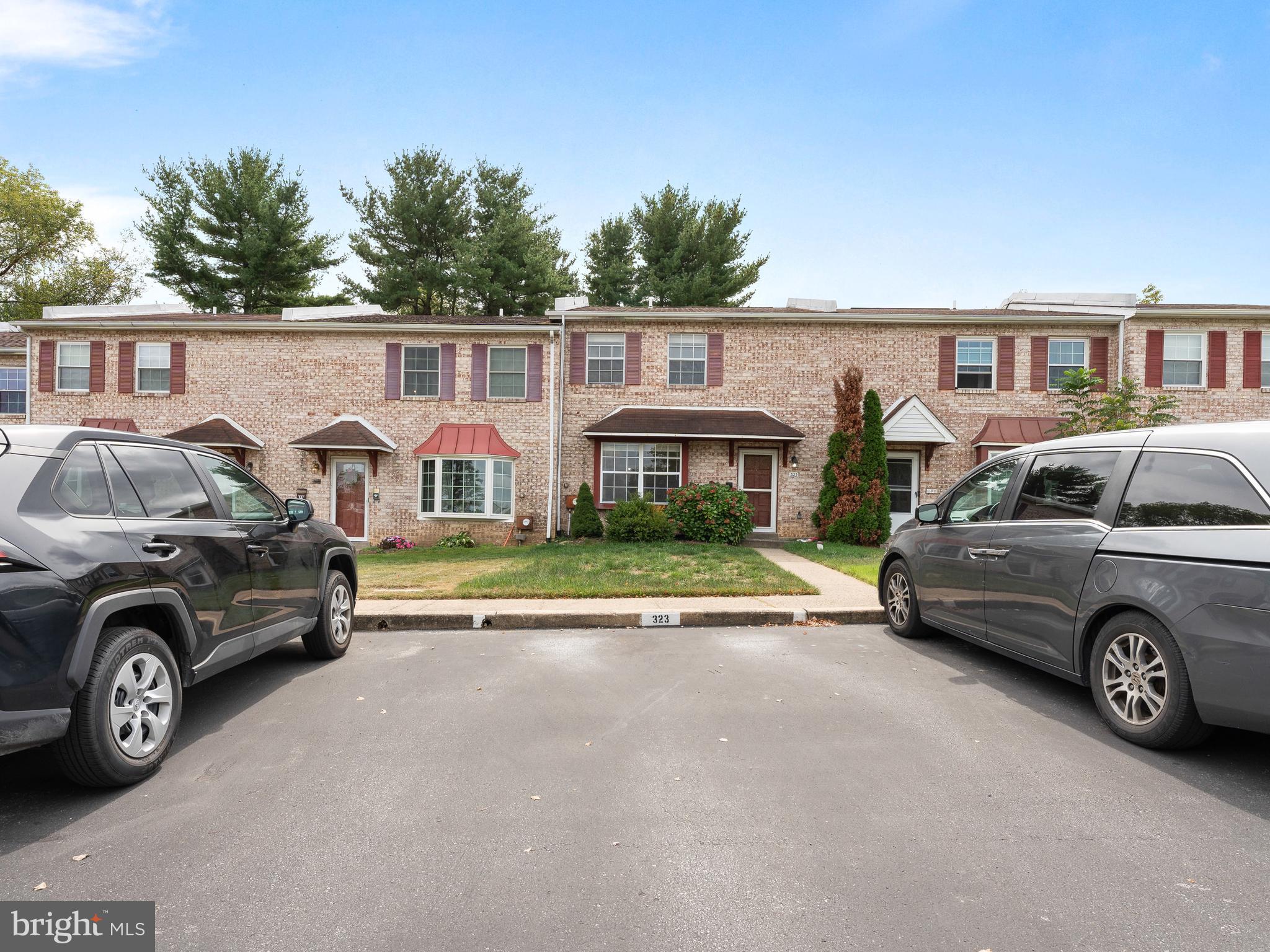 323 Gwynedd Court Exton, PA 19341 - Photo 3 of 34