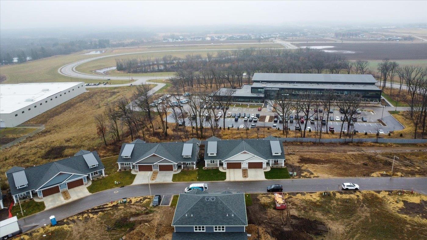 6473 Ridge View Way DeForest, WI 53532 - Photo 43 of 70