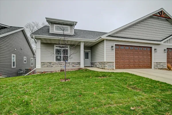 $575,625 | 6473 Ridge View Way, DeForest, WI 53532