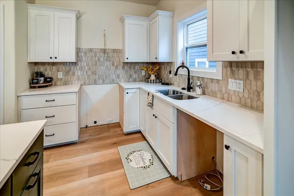 $575,625 | 6473 Ridge View Way, DeForest, WI 53532