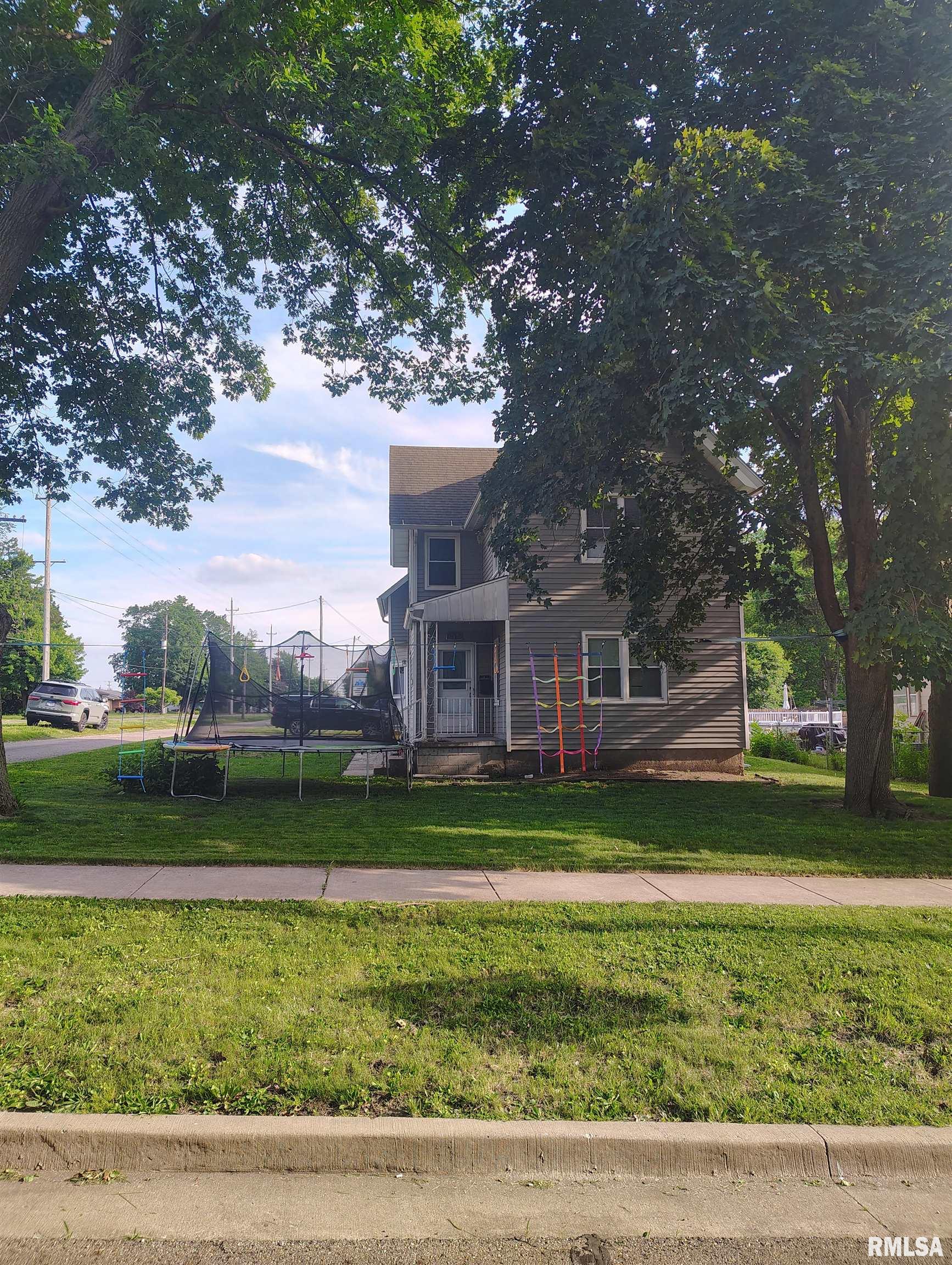 362 East Ash Street Canton, IL 61520 - Photo 2 of 56