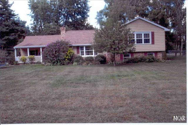 4854 Clegg Road Ottawa Lake, MI 49267 - Photo 1 of 11 FRONT