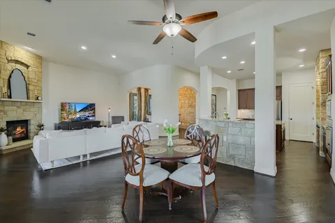 $1,395,000 | 409 Rocky Coast Drive, Austin, TX 78738