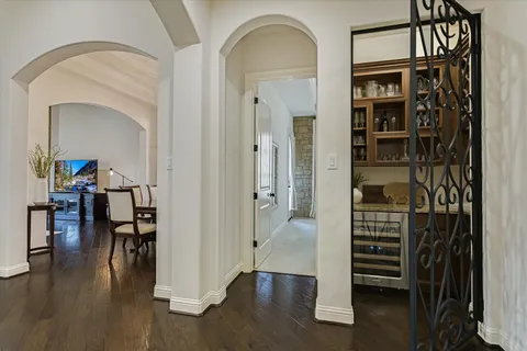 $1,395,000 | 409 Rocky Coast Drive, Austin, TX 78738