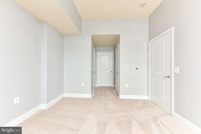 3600 South Glebe Road, Unit 604W Arlington, VA 22202 - Photo 14 of 30 Bedroom (Master)