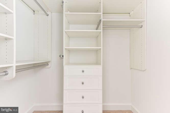 3600 South Glebe Road, Unit 604W Arlington, VA 22202 - Photo 20 of 30 Walk-In Closet
