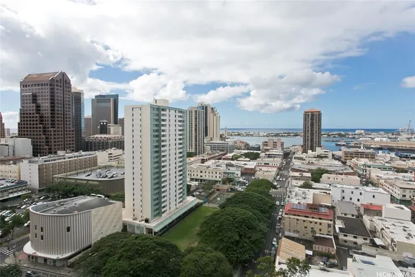 $3,000 | 60 North Beretania Street, Unit 2008, Honolulu, HI 96817