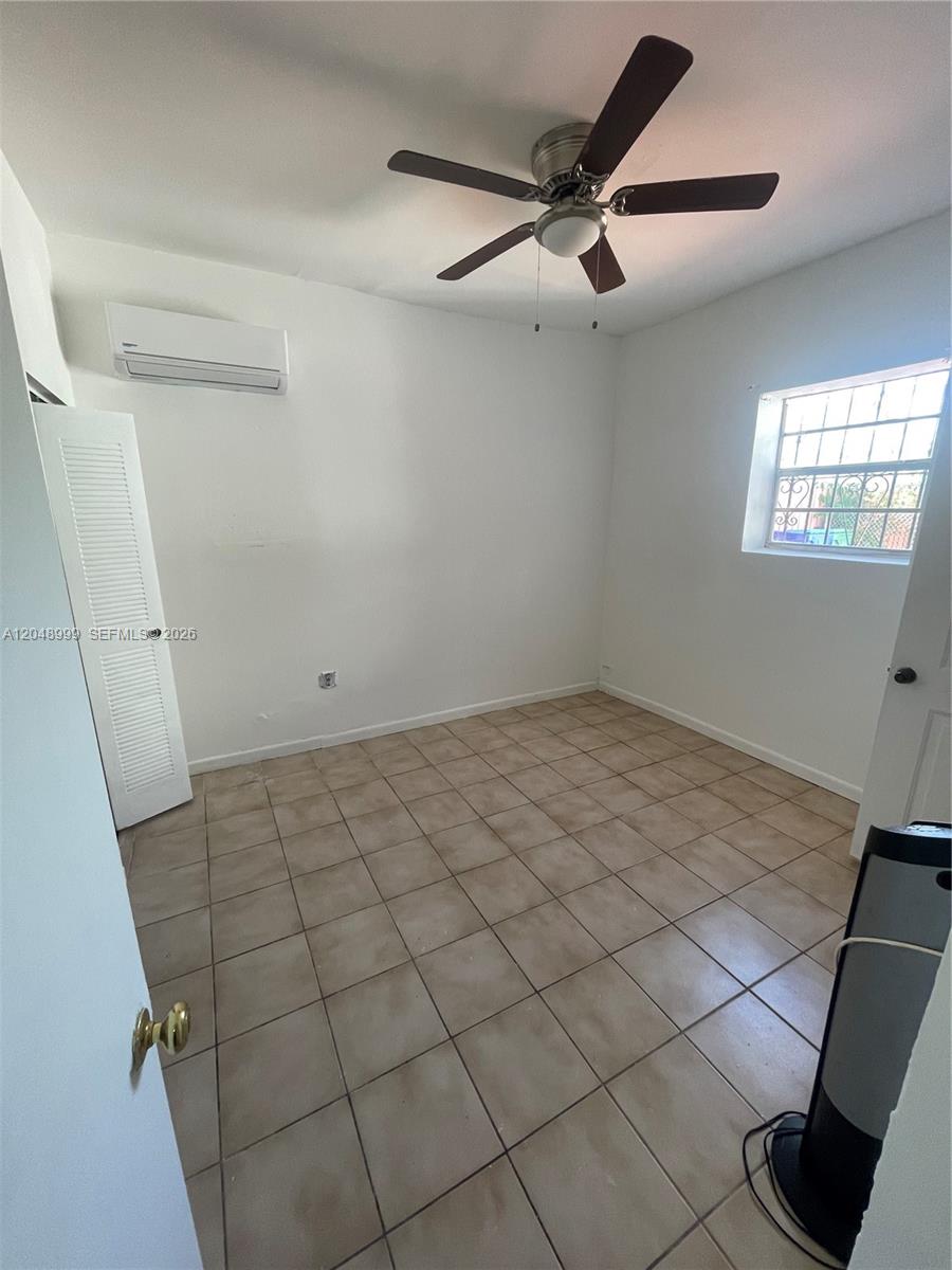 453 Southwest 19th Road Miami, FL 33129 - Photo 4 of 6