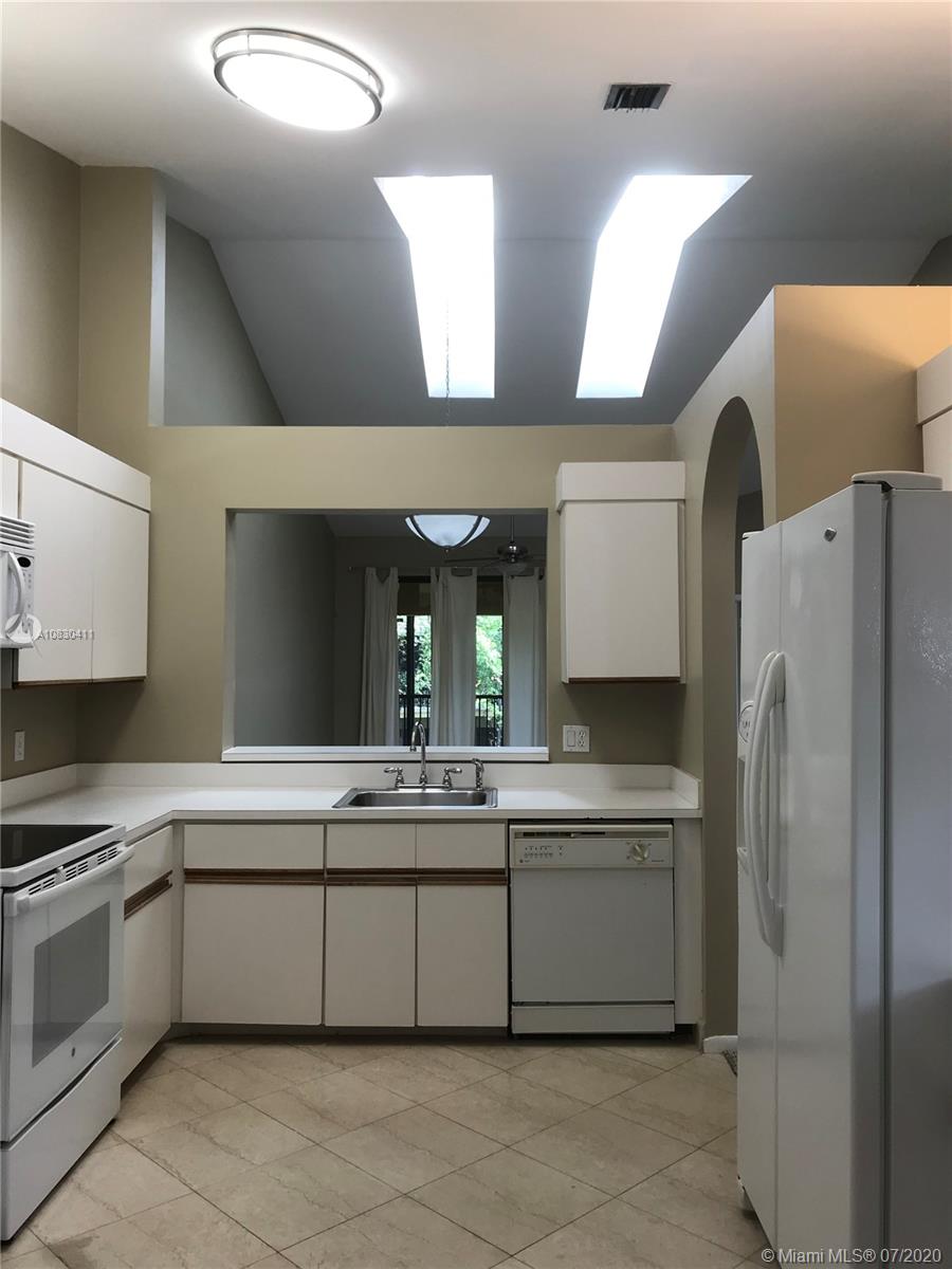 Chelsea Plantation, FL 33324 - Photo 4 of 28