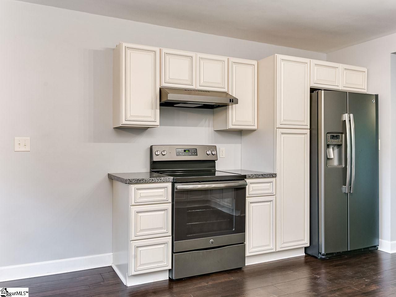 110 Woodland Road Marietta, SC 29661 - Photo 14 of 29 Gallery Image 14